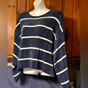 NEW American Eagle sweater